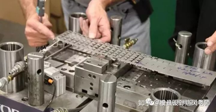 沖壓知識分享：沖壓模具設計及制造概述！(圖1)